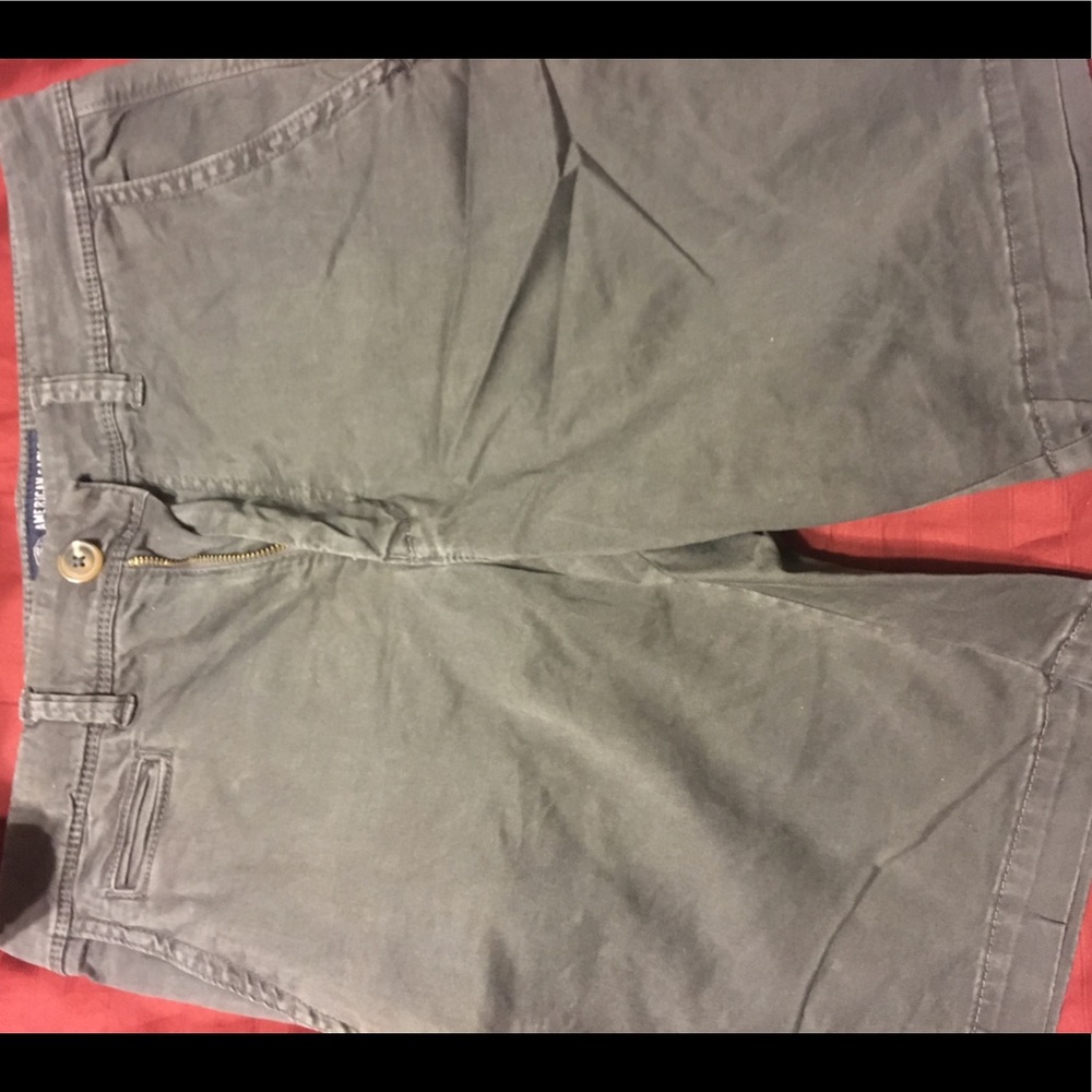 Gray shorts